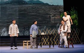 《长江边的婚礼》 赓续红色血脉 绽放时代光芒